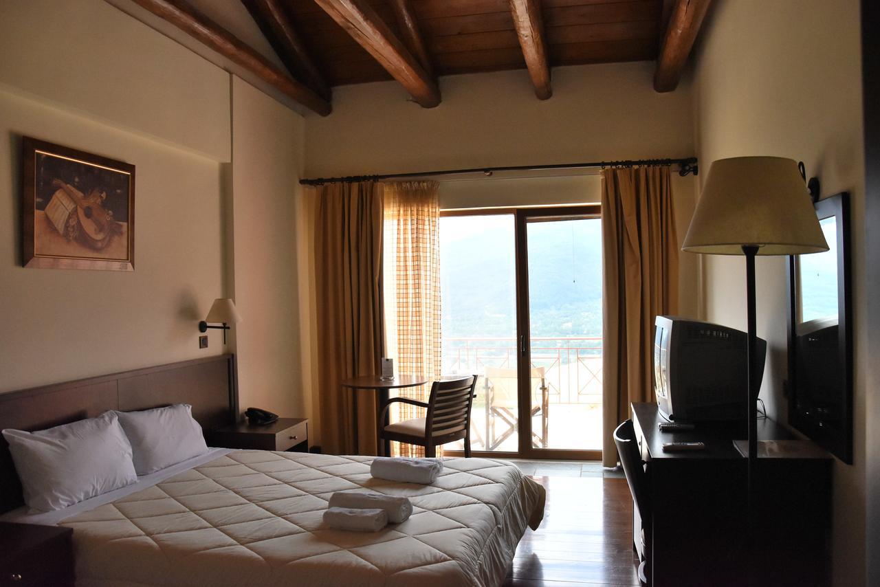 Olvios Hotel Gkoura Exterior foto